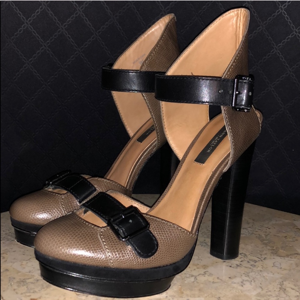 Ann Taylor Lilia Platform Buckle Pump